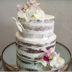 Semi naked cake com flores naturais – 2 andares
